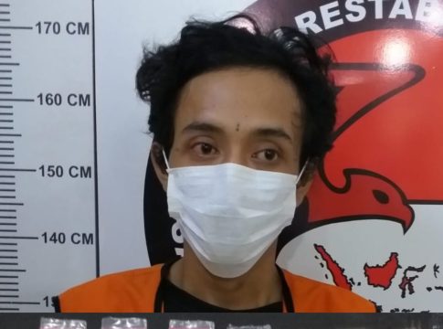 Apes !! Belom Sempat Dijual, Tukang Cuci Mobil Nyambi Jual Sabu Keburu Ditangkap