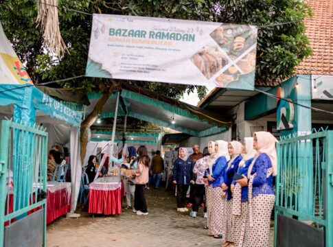 Dukung UMK Berdaya, PLN dan Rumah BUMN Blitar Gelar Bazar Ramadhan