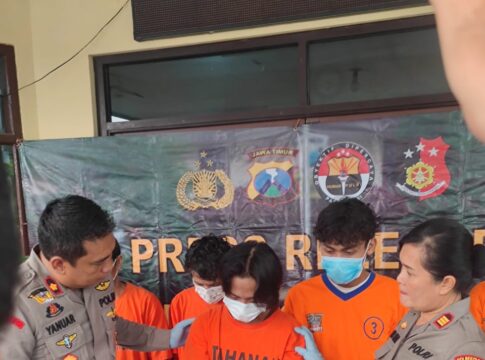 Polsek Gayungan Surabaya Ungkap Kasus Judi Online, Lima Pemuda Diamankan