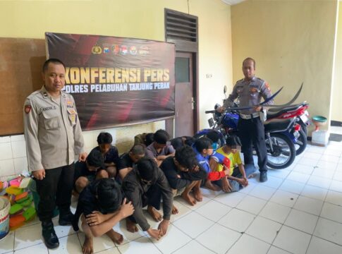 Polsek Kenjeran Gagalkan Aksi Tawuran di Jalan Pogot, 12 Remaja Diamankan