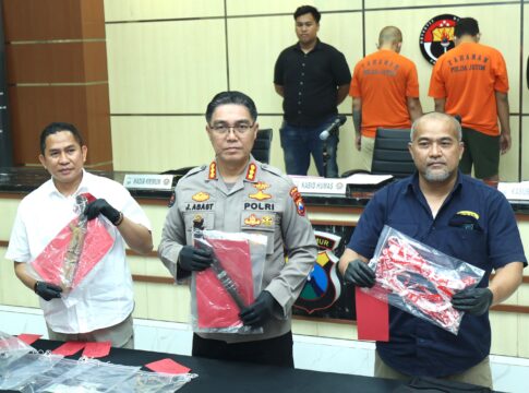 Polda Jatim Ungkap Sindikat Pencurian Bersenjata di Minimarket Lintas Provinsi