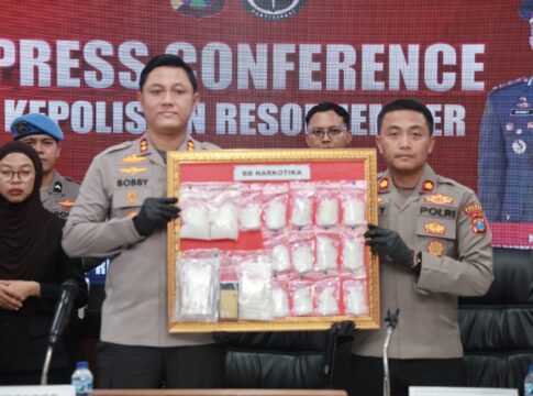 Polres Jember Bongkar Jaringan Narkotika Antar Pulau, 885 Gram Sabu dan 300 Butir Ekstasi Disita